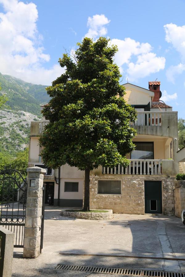 Apartmani Dijana 2 Kotor Exterior foto